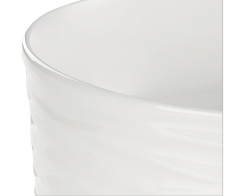 Detaljbild av en vit keramisk skål