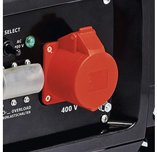 Närbild på ett 400 volts uttag på en generator