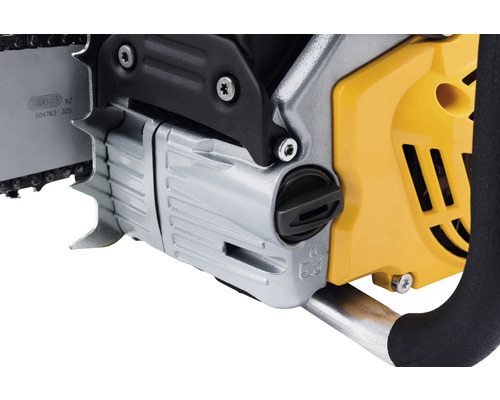 Detaljvy av motorsåg