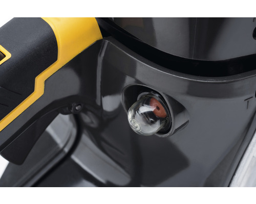 Detaljbild av en apparat med primerpump