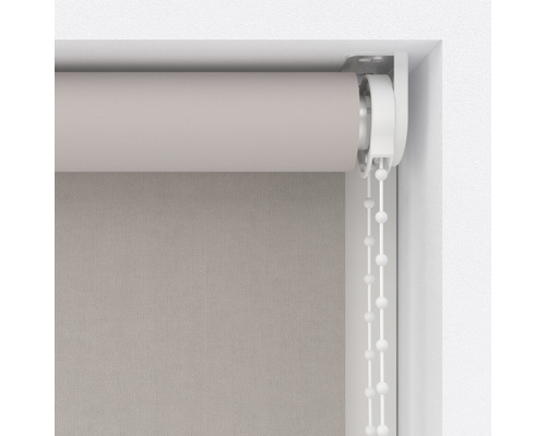 Rullgardin med kedjedrag i fönsterkarmen