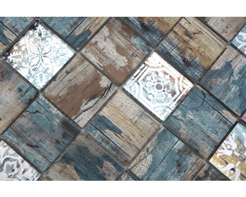 Mosaikplattor med trä- och mönsterdesign