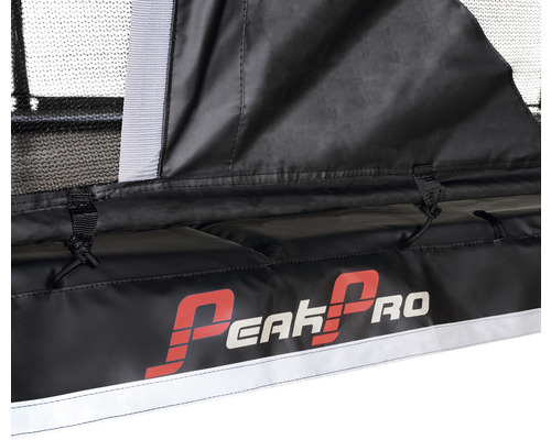 Detaljvy av PeakPro-logotypen på en produkt.
