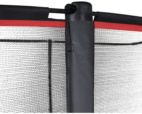 Närbild av ett trampolinsäkerhetsnät med stolpe