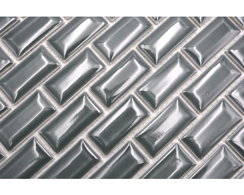 Mosaikplattor i fiskbensmönster