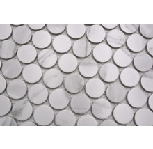 Runda mosaikplattor av marmor