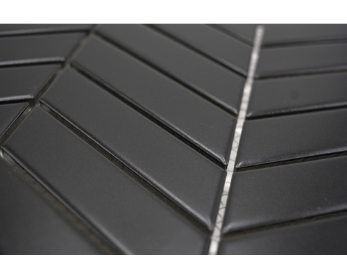 Mosaikplattor i fiskbensmönster