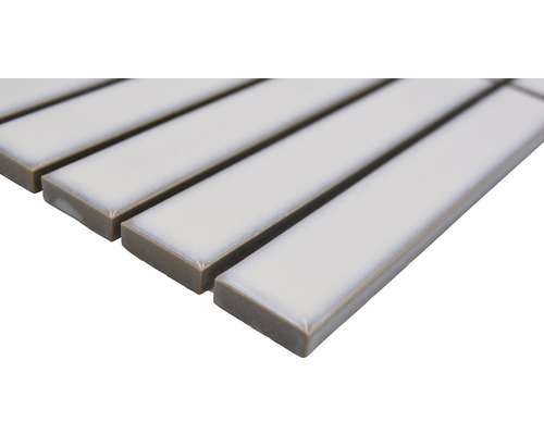 Rektangulära keramiska plattor i detalj