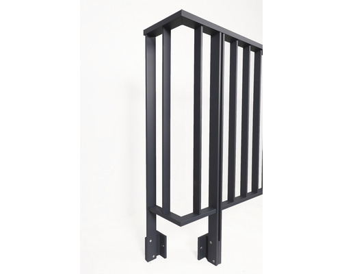 Metallräcke med vertikala stänger för utomhusbruk