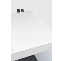 Detaljvy av ett badrumsskåp med handfat