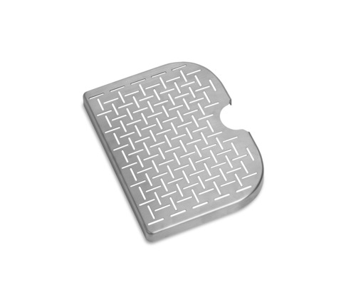 Droppbricka i metall med perforerat mönster