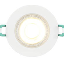 Rund LED downlight med vit ram och tänd varmvit belysning.