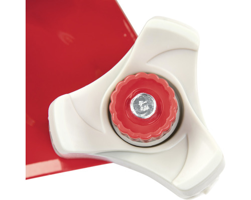 Detaljvy av en skruv med vingmutter