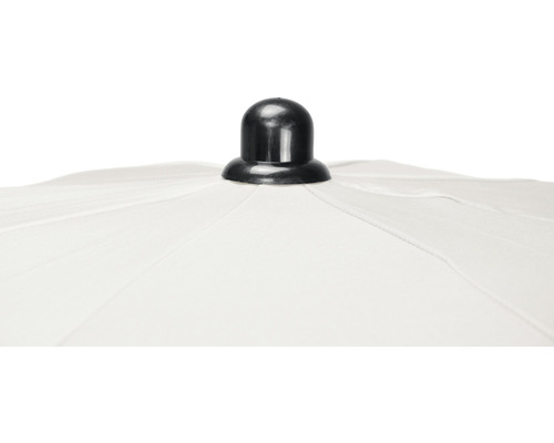 Detalj av en vit markis med svart spets