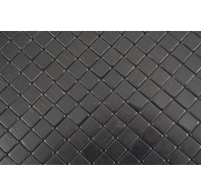 Närbild av mosaikplattor med fyrkantigt mönster