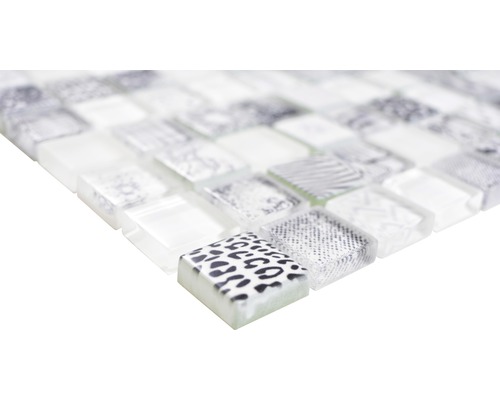 Mosaikplatta med olika mönster