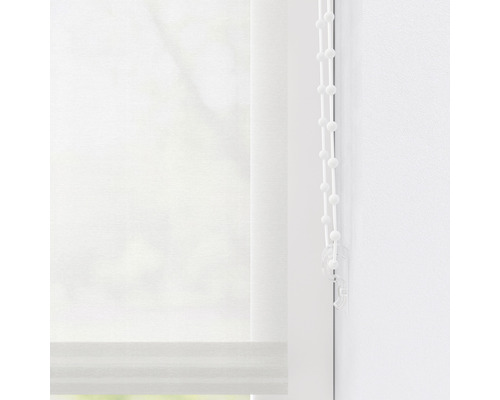 Rullgardin med manöverkedja för fönster