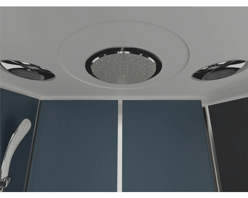 Tak i en duschkabin med takdusch och ventilationssystem