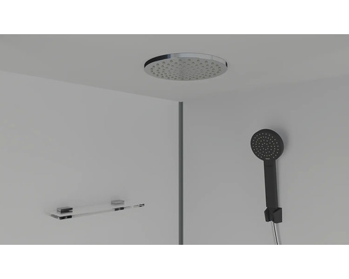 Badrumsutrustning med takdusch, handdusch och förvaringshylla