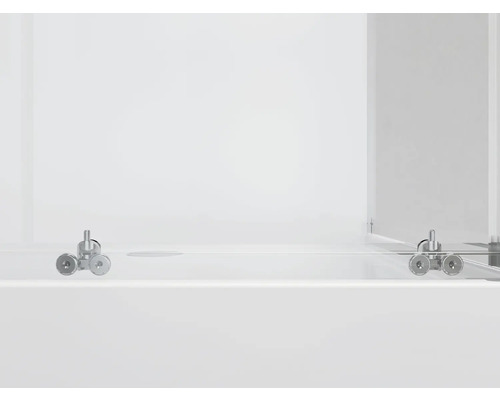 Detaljvy av duschkabin med rullmekanism