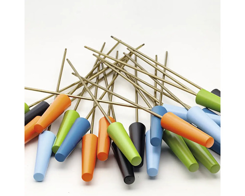 Mångfärgade trämöbelknoppar med gyllene stänger