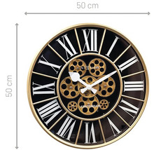 Väggklocka med romerska siffror och kugghjul, diameter 50 centimeter
