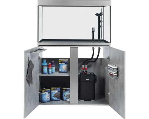 Akvarium med underskåp och tillbehör som filter, rengöringsmedel och vårdprodukter