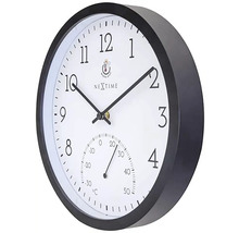 Väggklocka med termometer