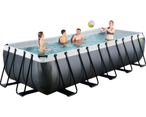 Rektangulär ram pool med familj i vattnet