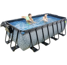 Rektangulär ram pool med människor i vattnet