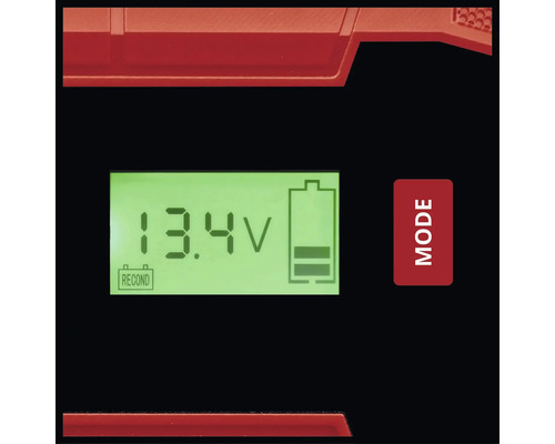 Display av en batteriladdare som visar 13,4 volt och en batterisymbol.