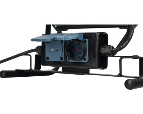 Närbild av uttag med USB-port