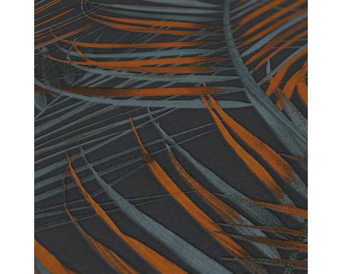 Detaljbild av en tapet med palmbladmönster