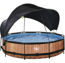 Rund ovanjordisk pool med solskydd och träutseende
