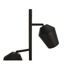 Detaljvy av en golvlampa med två lampskärmar