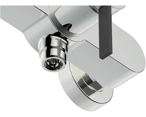 Detaljbild av en armatur med pip och spak