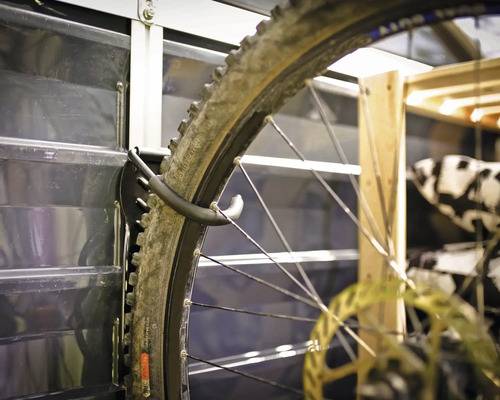 Cykeldäck monterat på ett cykelställ