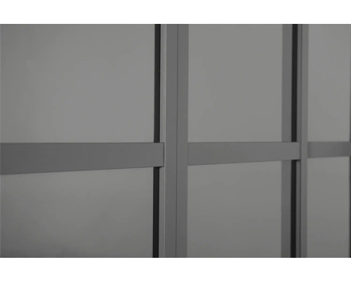 Detaljvy av en innerdörr med ram