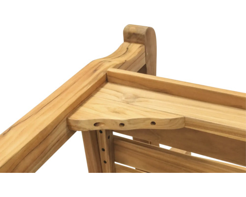 Detaljbild av en trädgårdsbänk i teak