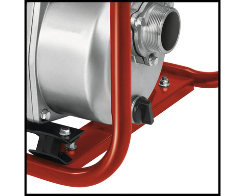 Detaljvy av en vattenpump med en röd ram