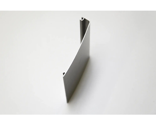 Böjd aluminiumprofil