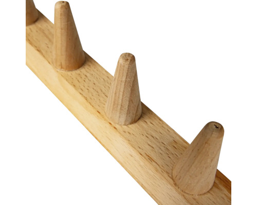 Trä klädhängare med koniska krokar