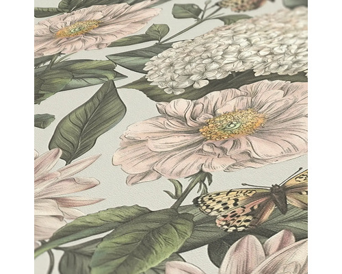 Tapet med blommor och fjärilar