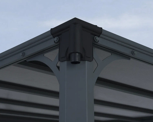 Detaljbild av ett terrassöverdrag med hörnförbindning