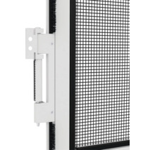 Detaljvy av ett insektsfönster med ram och galler