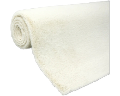 Rullad matta av fuskpäls