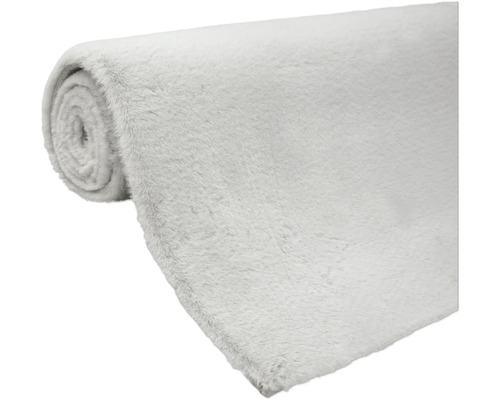 Rullad matta av fuskpäls