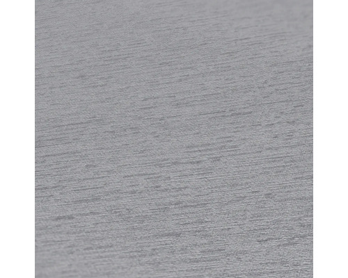 Närbild av en grå non-woven tapet med linjärt mönster