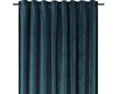 Blå dekorativ gardin av tyg med öljetter