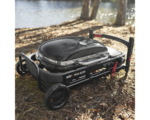 Weber Traveler gasolgrill på underrede med hjul